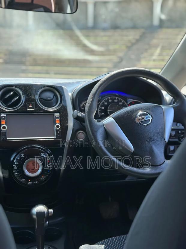 Nissan Note 2014 Silver