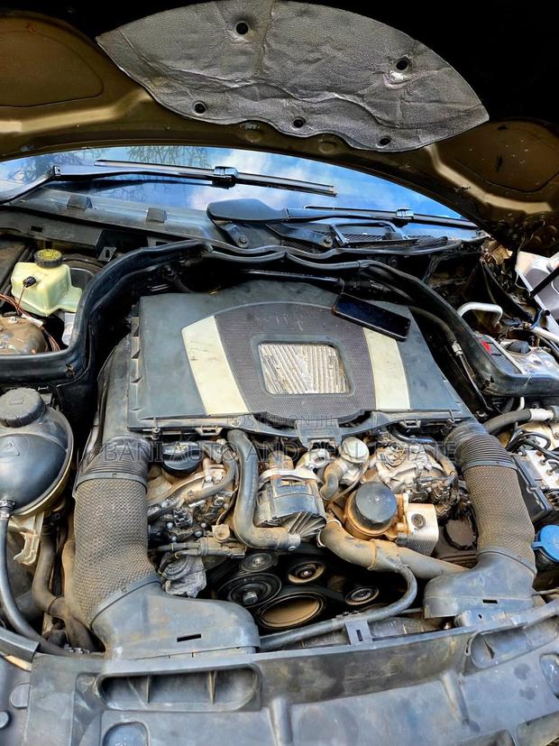 Mercedes-Benz C200 2007 Brown