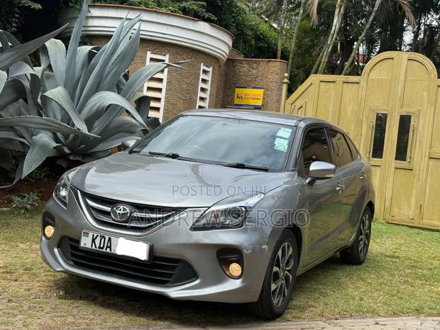 Toyota Starlet 2020 Gray