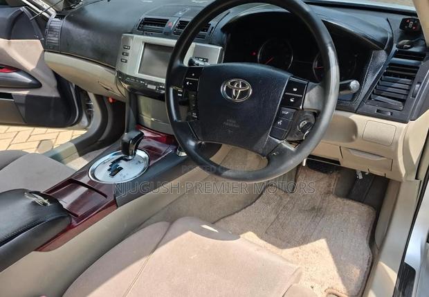 Toyota Mark X 2006 Silver