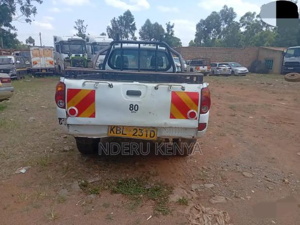 Mitsubishi L200 Single Cab 2.5 TD 4WD 2009 White