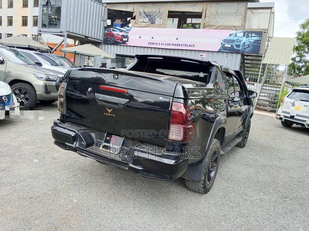 Toyota Hilux 2017 Black