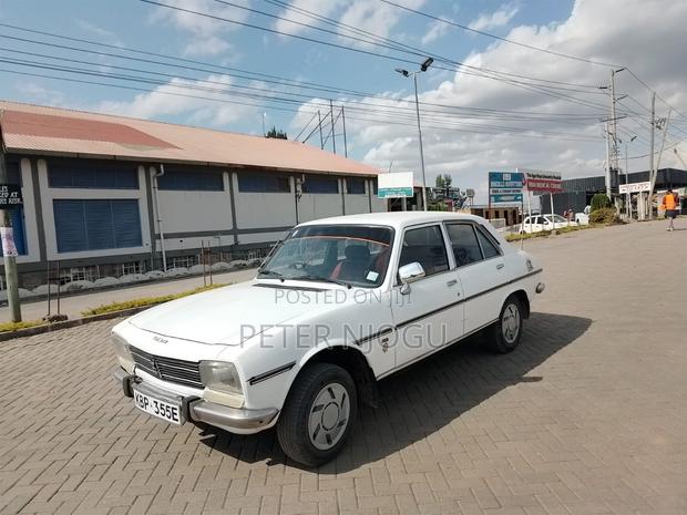 Peugeot 504 2004 White