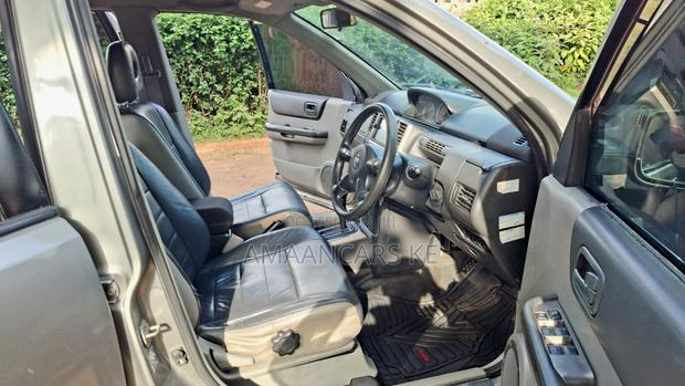 Nissan X-Trail 2.0 2006 Silver