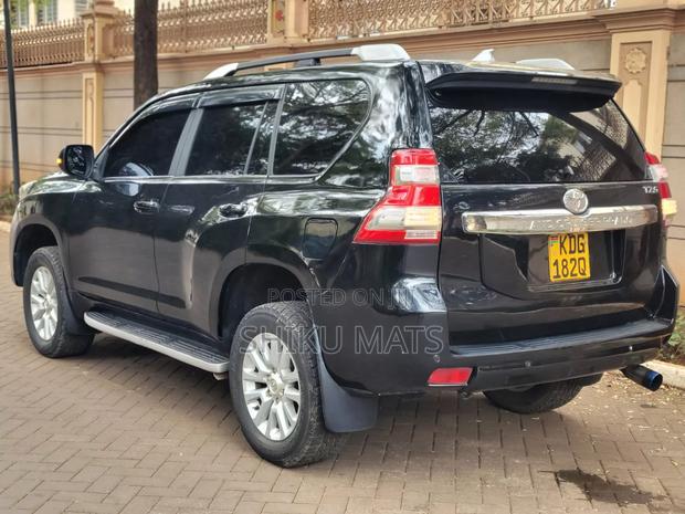 Toyota Land Cruiser 2014 Black