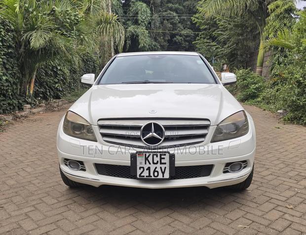 Mercedes-Benz C200 2008 White