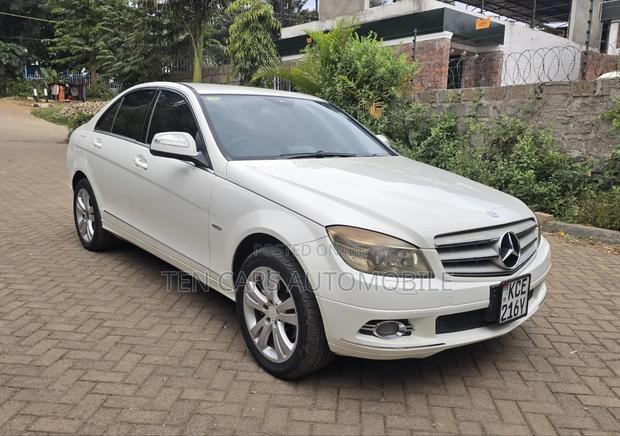 Mercedes-Benz C200 2008 White