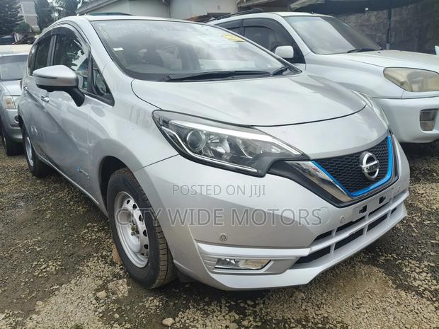 Nissan Note 2019 Silver