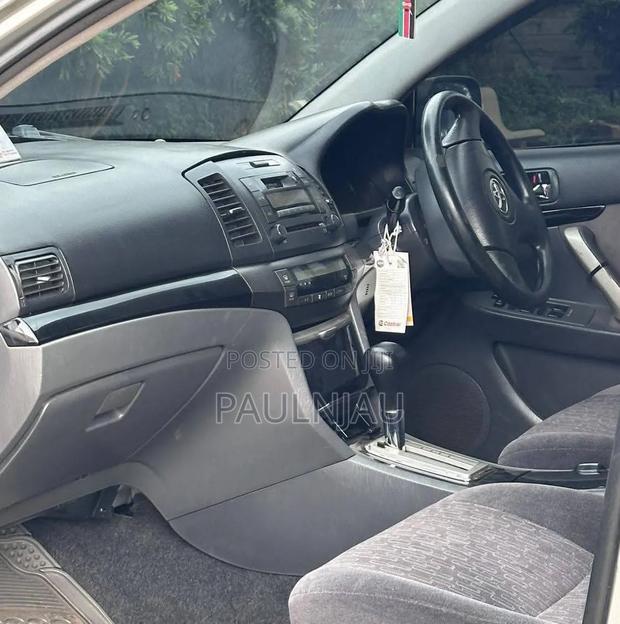 Toyota Allion 2010 Silver