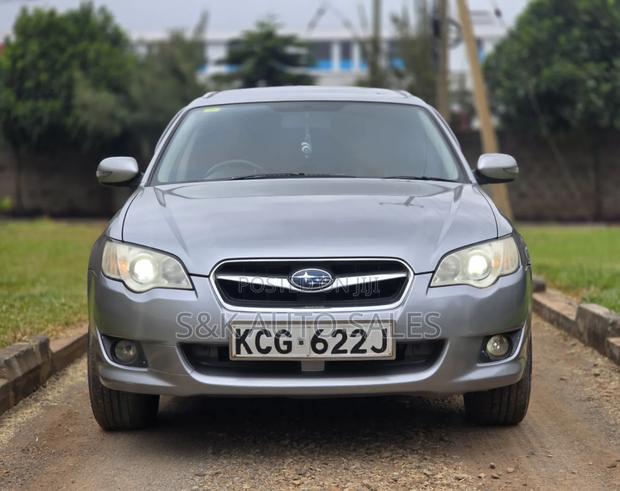 Subaru Legacy 2009 Silver