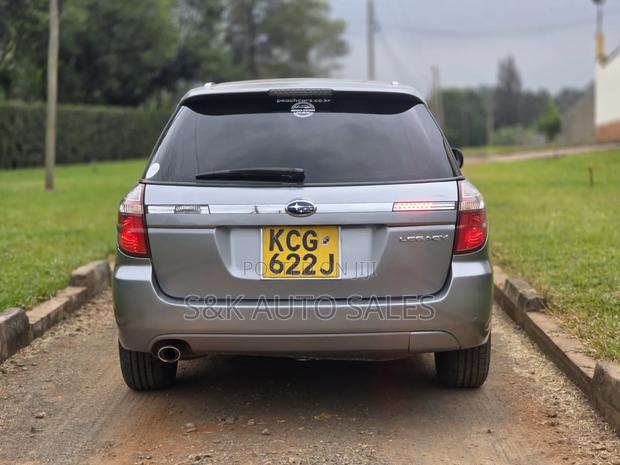 Subaru Legacy 2009 Silver
