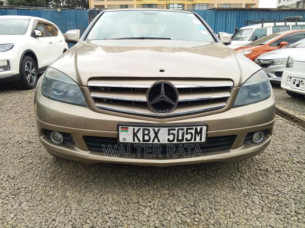 Mercedes-Benz C200 2007 Brown