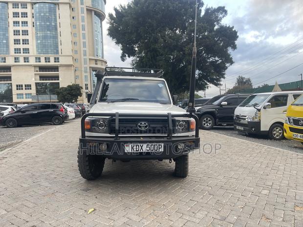 Toyota Land Cruiser Prado 2016 Beige