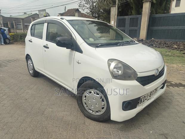 Daihatsu Mira 2015 White