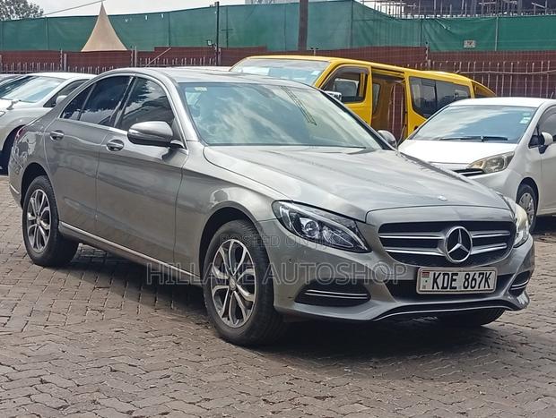 Mercedes-Benz C200 2015 Gray