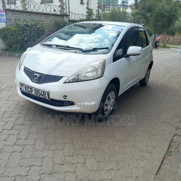 Honda Fit 2010 White