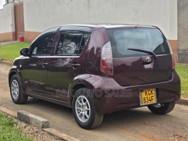 Toyota Passo 2009 Burgundy