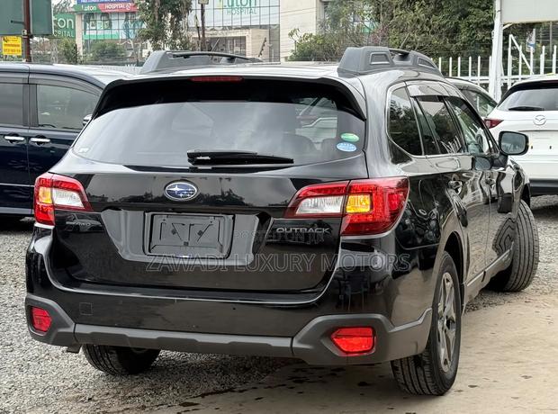 Subaru Outback 2019 Black