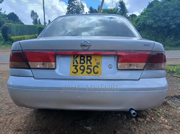 Nissan FB15 2004 Silver