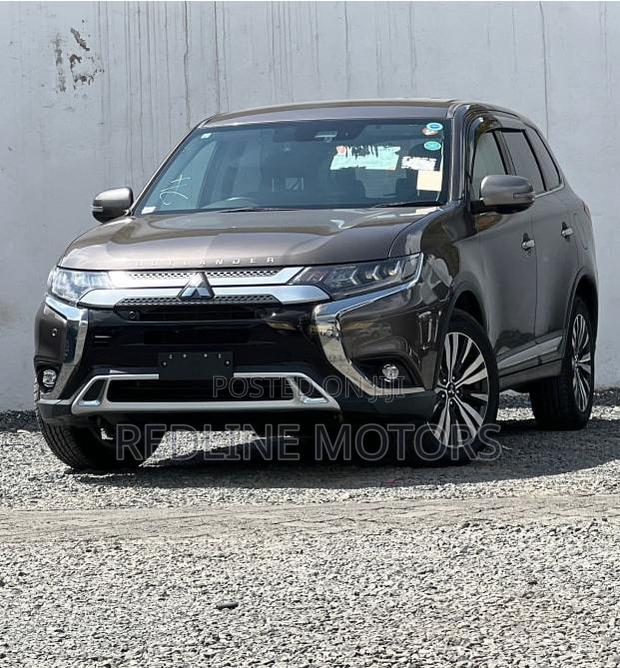 Mitsubishi Outlander ES FWD 2019 Brown