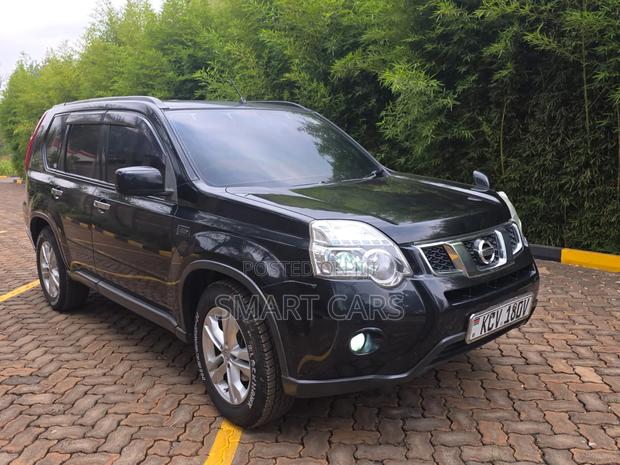 Nissan X-Trail 2012 Black