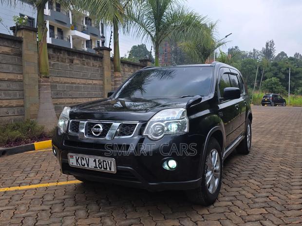 Nissan X-Trail 2012 Black