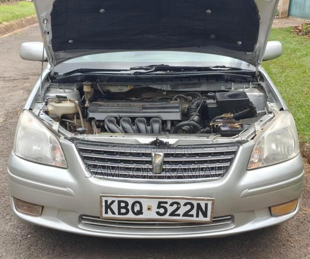 Toyota Premio 2005 Silver