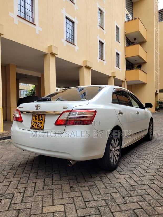 Toyota Premio 1.8 FWD 2013 White