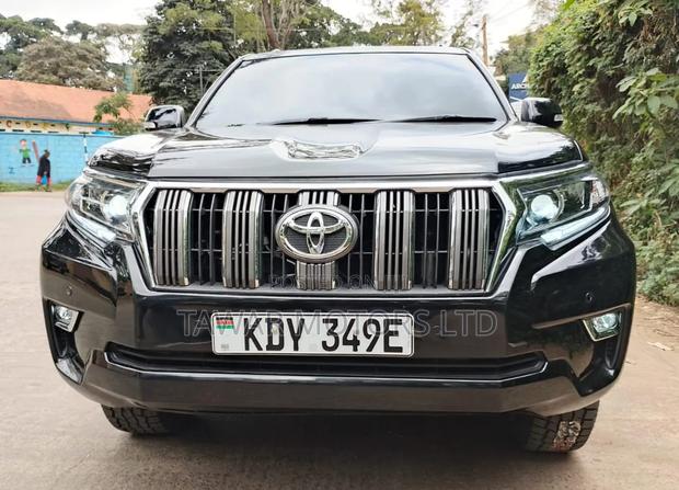 Toyota Land Cruiser Prado 2016 Black