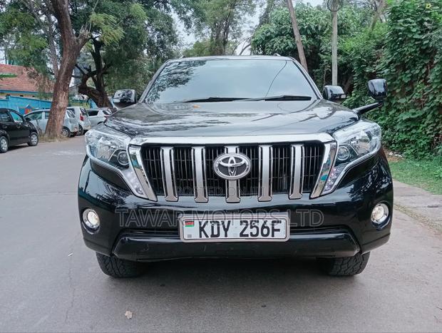 Toyota Land Cruiser Prado 2011 Black