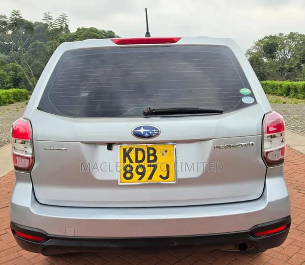 Subaru Forester 2014 Silver