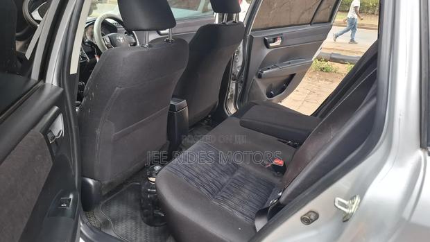 Toyota Corolla Fielder 2013 Silver