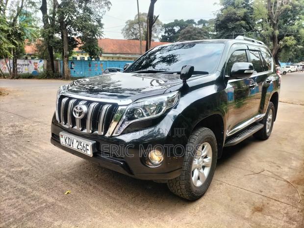 Toyota Land Cruiser Prado 2011 Black