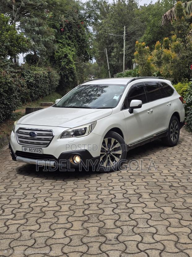 Subaru Outback 2.5i 4dr Wagon AWD (2.5L 4cyl CVT) 2015 White
