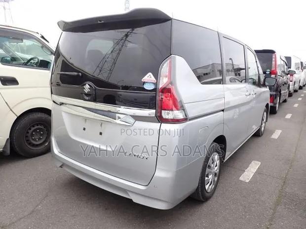 Suzuki Landy 2020 Silver