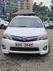 Toyota Corolla Fielder 2014 White for sale
