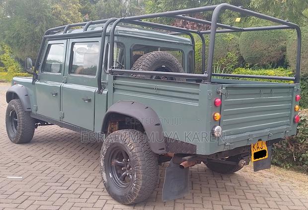 Land Rover Defender Soft Top 4x4 1995 Green