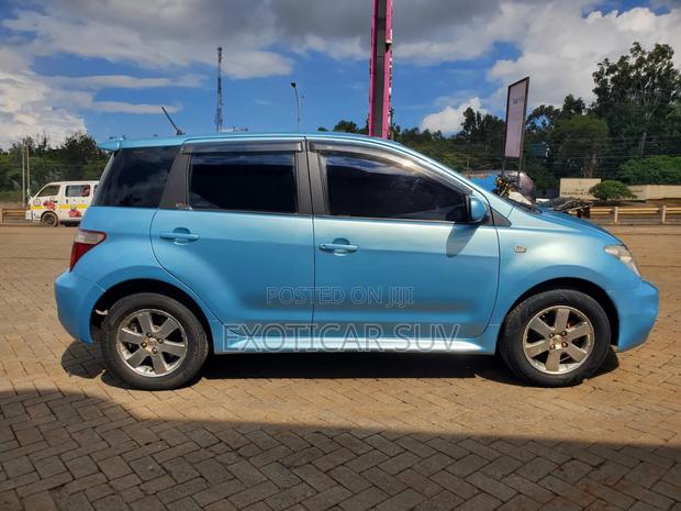 Toyota IST 2006 Blue