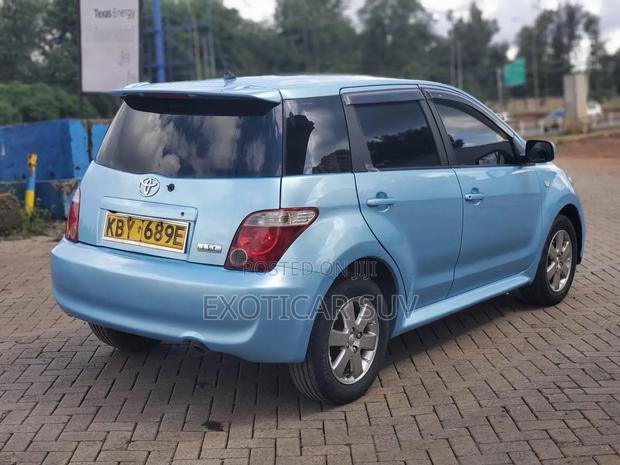 Toyota IST 2006 Blue