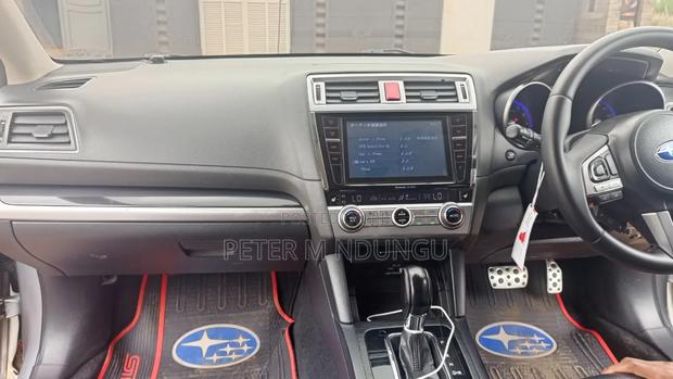 Subaru Legacy 2015 Silver