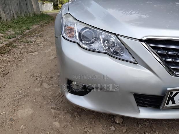 Toyota Mark X 2.5 RWD 2012 Silver