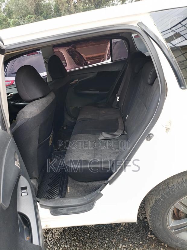 Toyota Corolla Fielder 2010 Pearl