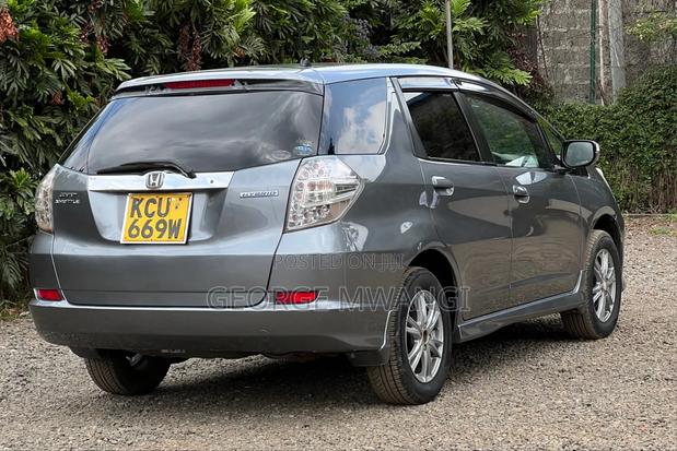 Honda Fit Shuttle 2012 Gray