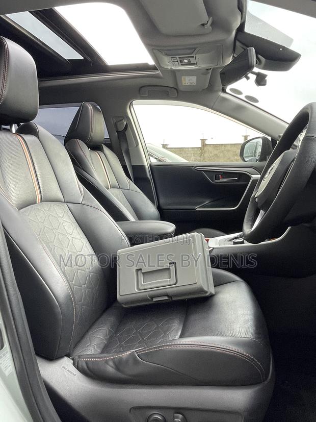 Toyota RAV4 Adventure 2019