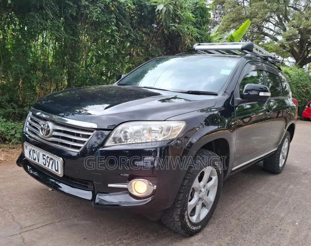 Toyota Vanguard 2012 Black