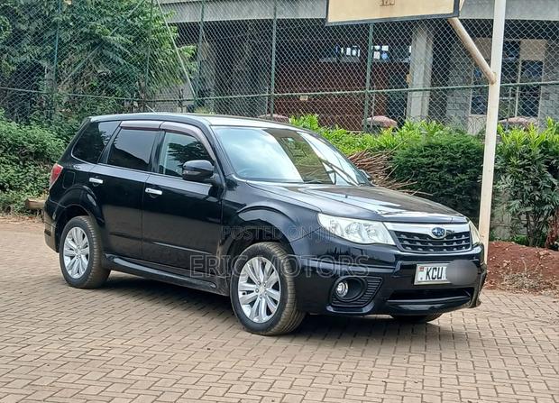 Subaru Forester 2012 Black
