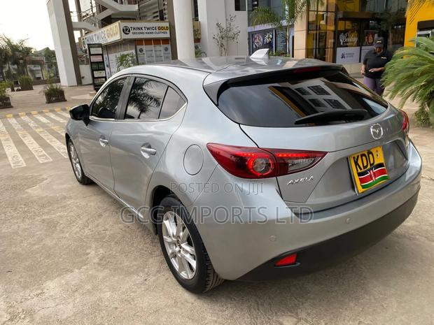Mazda Axela SV Premium 2014 Gray