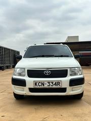Toyota Succeed 2010 White for sale