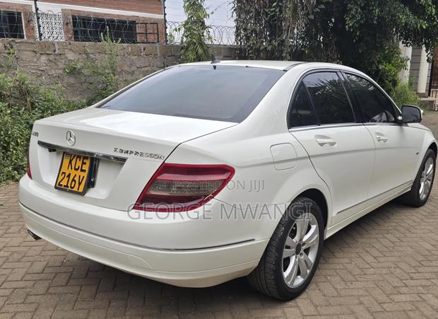 Mercedes-Benz C200 2008 White