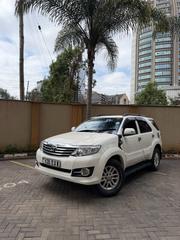 Toyota Fortuner 2.7 AWD 2013 White for sale